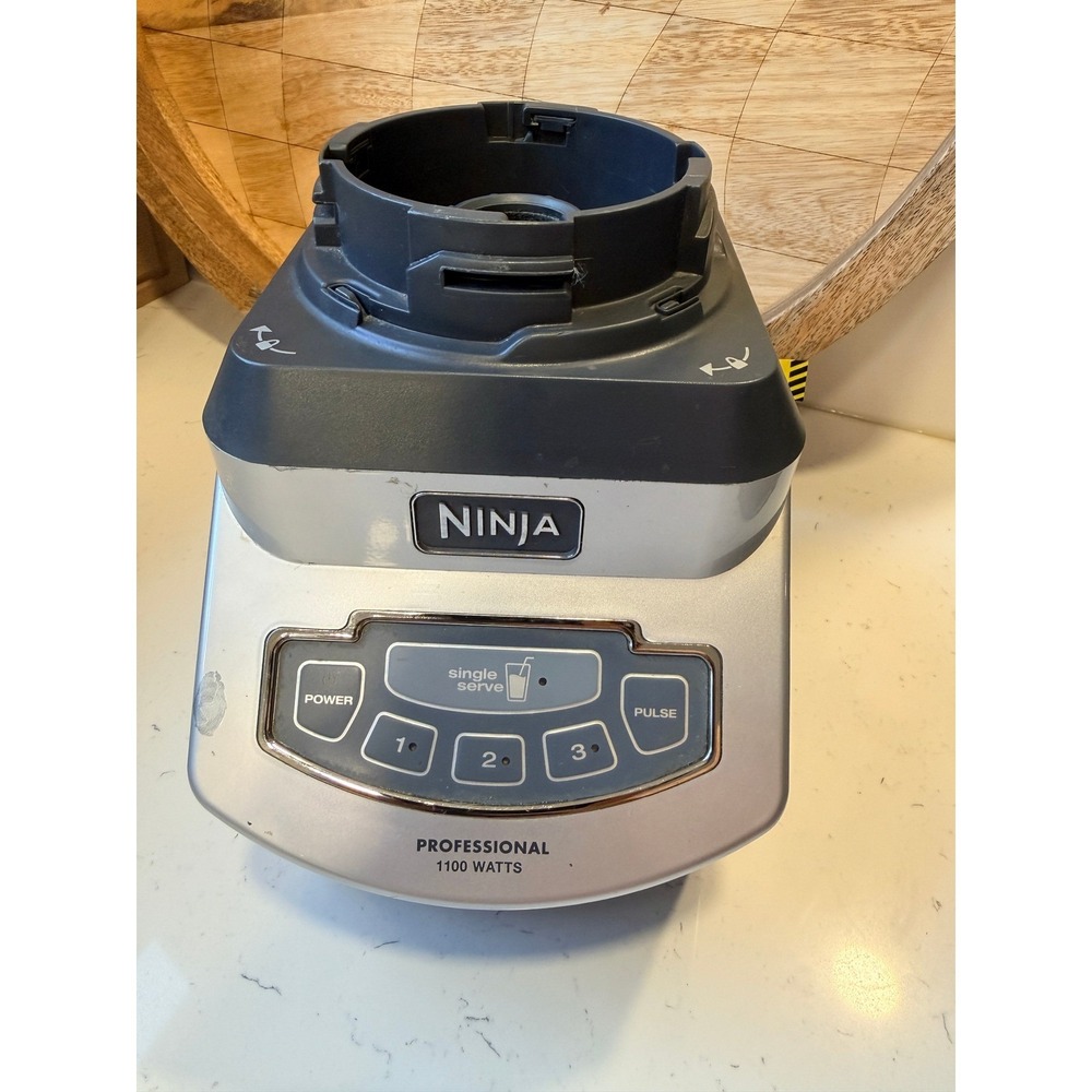 Ninja Professional Blender 1100W Replacement Base Silver Black BL660 30